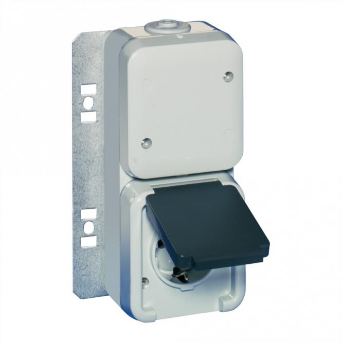 Boîte de distribution avec prises Schuko/UTE 