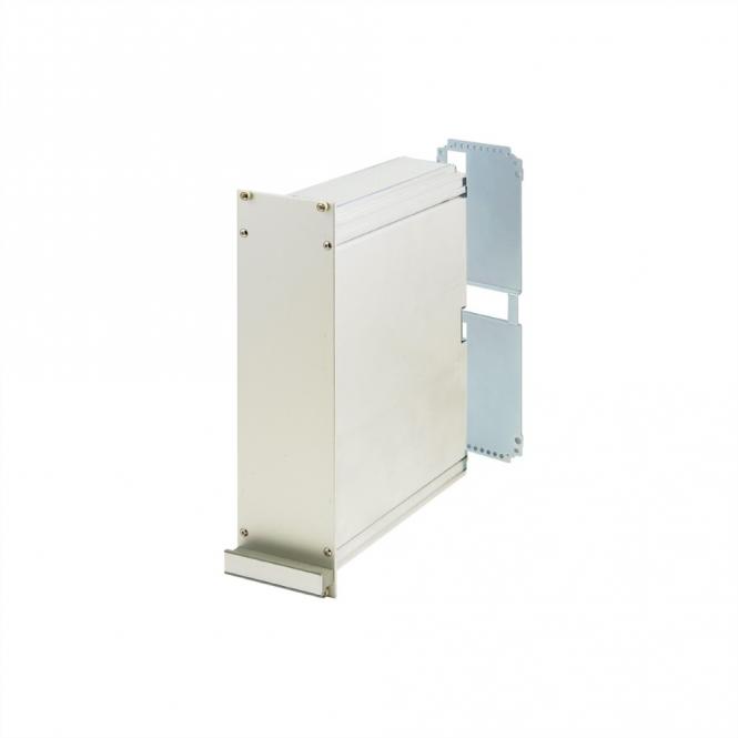 Unité enfichable de type cadre PRO, couvercle lisse, 1 connecteur, 6 U, 8 HP, 167mm 